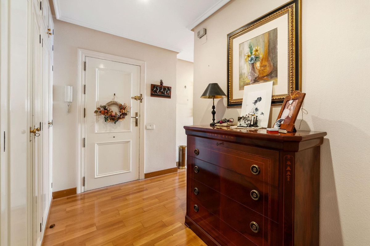 Se vende Apartamento Planta Media de 4 dormitorios en Costa Blanca, Alicante, España