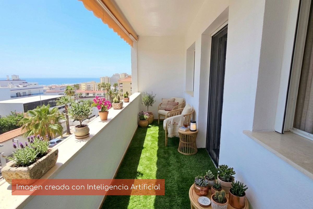 3 Bed Apartment for sale in La Carihuela Costa Del Sol, Málaga, Spain