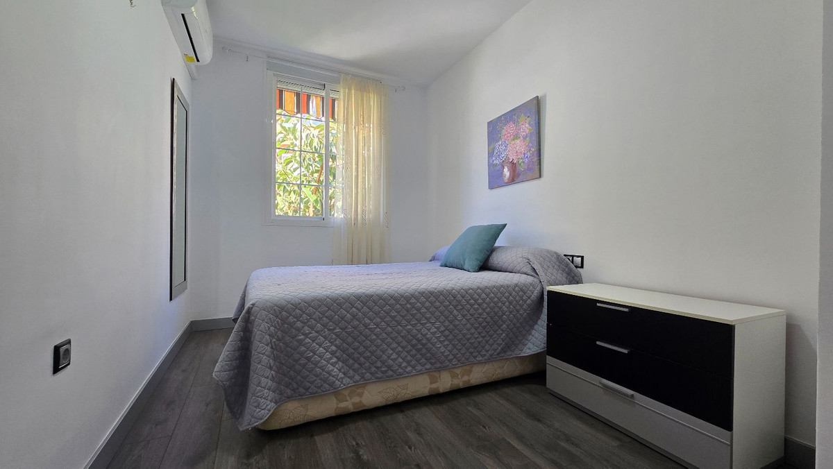 3 Bed Apartment for sale in La Carihuela Costa Del Sol, Málaga, Spain
