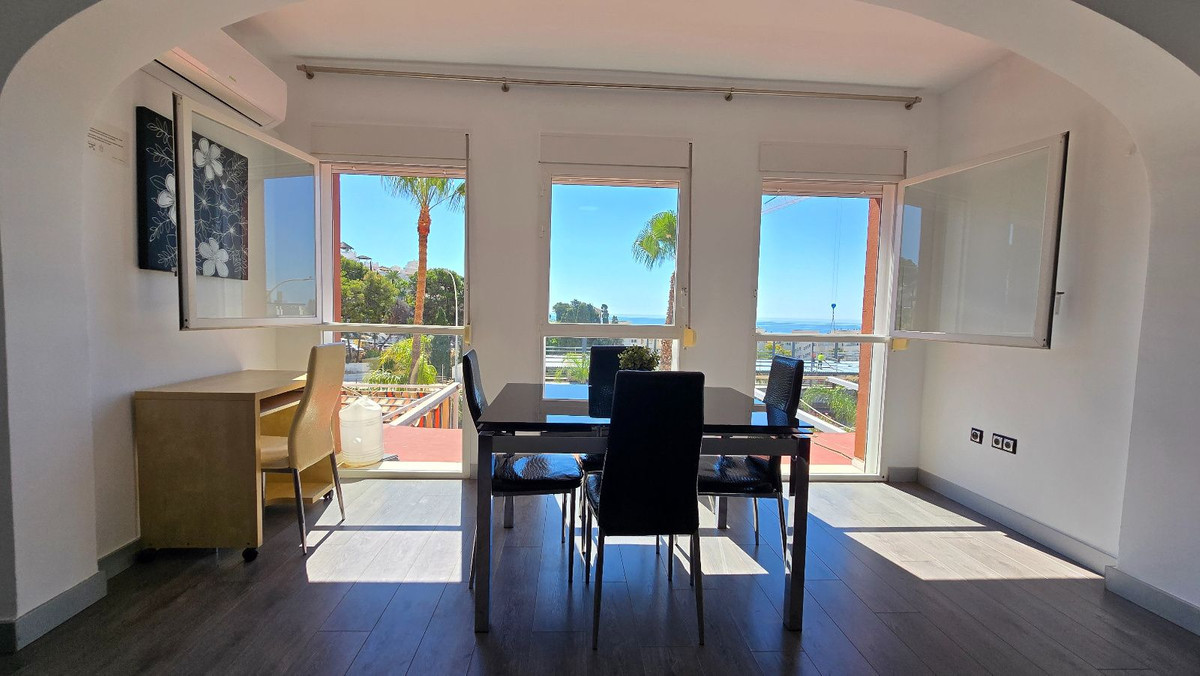 3 Bed Apartment for sale in La Carihuela Costa Del Sol, Málaga, Spain