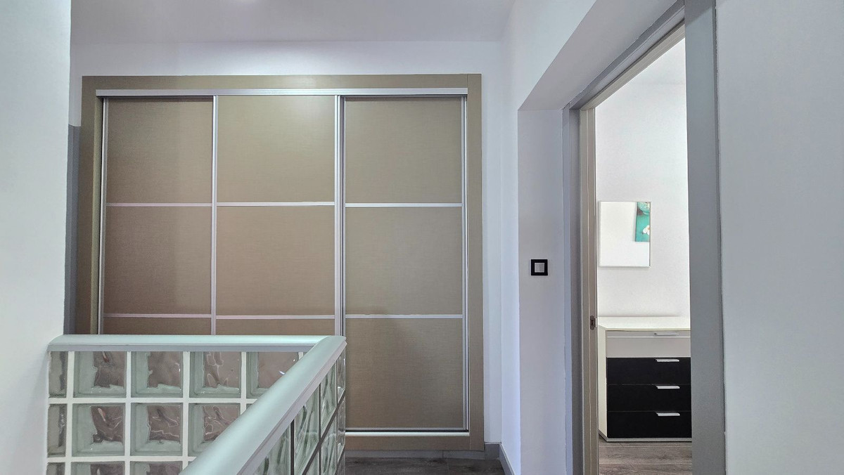 3 Bed Apartment for sale in La Carihuela Costa Del Sol, Málaga, Spain