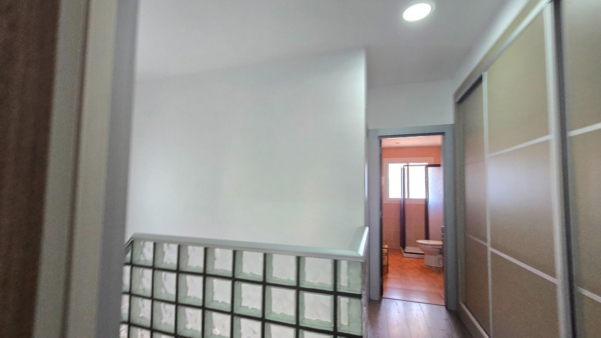 3 Bed Apartment for sale in La Carihuela Costa Del Sol, Málaga, Spain