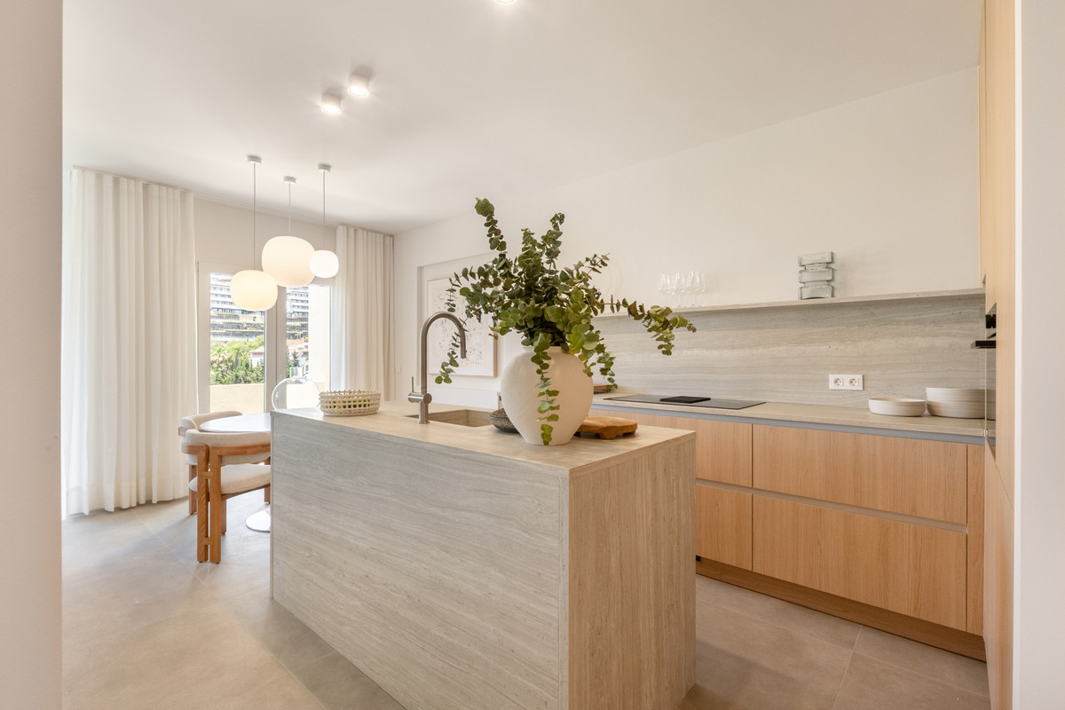 3 Bed Apartment for sale in Benahavís Costa Del Sol, Málaga, Spain