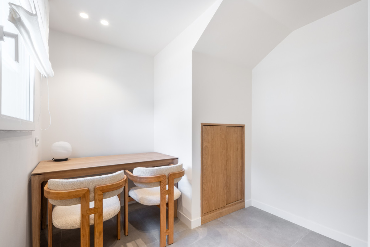 3 Bed Apartment for sale in Benahavís Costa Del Sol, Málaga, Spain