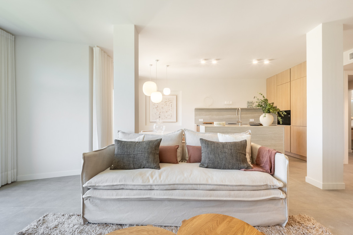 3 Bed Apartment for sale in Benahavís Costa Del Sol, Málaga, Spain