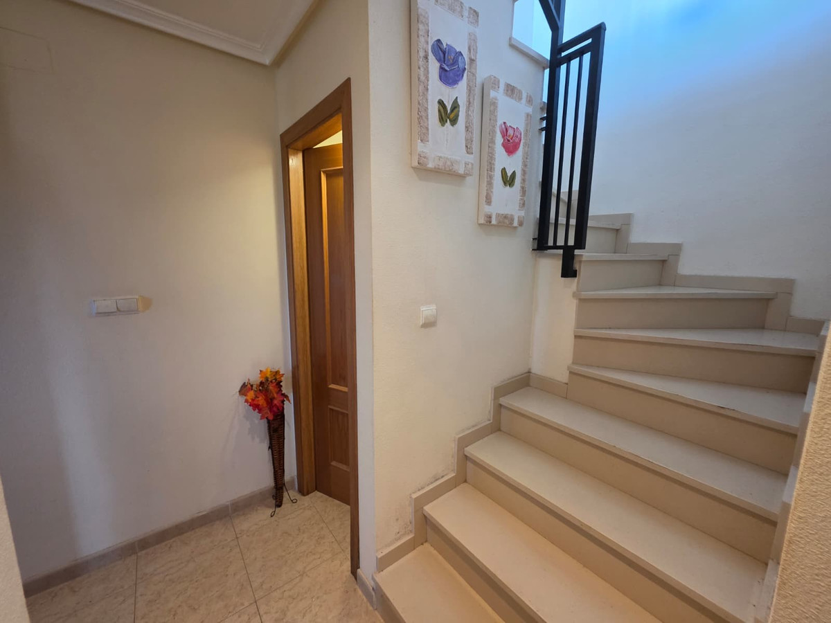 2 Bed Apartment for sale in Guardamar Del Segura Costa Blanca, Alicante, Spain