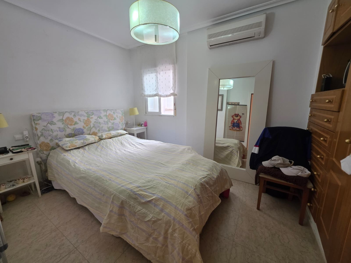 2 Bed Apartment for sale in Guardamar Del Segura Costa Blanca, Alicante, Spain