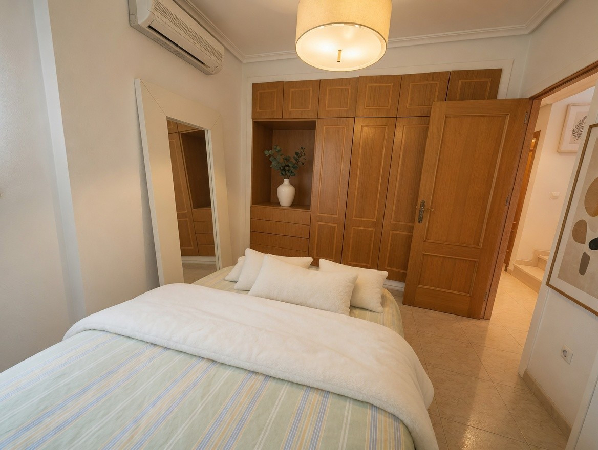2 Bed Apartment for sale in Guardamar Del Segura Costa Blanca, Alicante, Spain