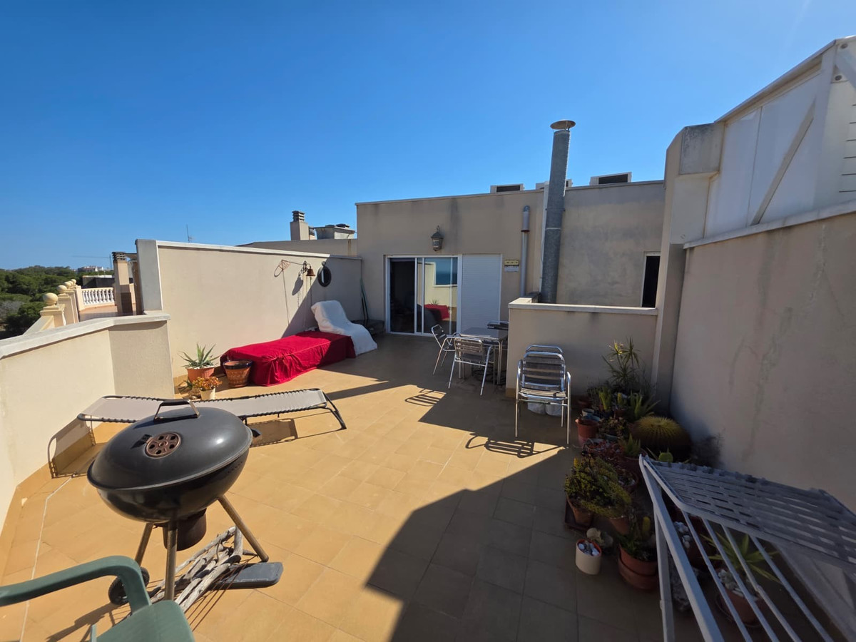 2 Bed Apartment for sale in Guardamar Del Segura Costa Blanca, Alicante, Spain