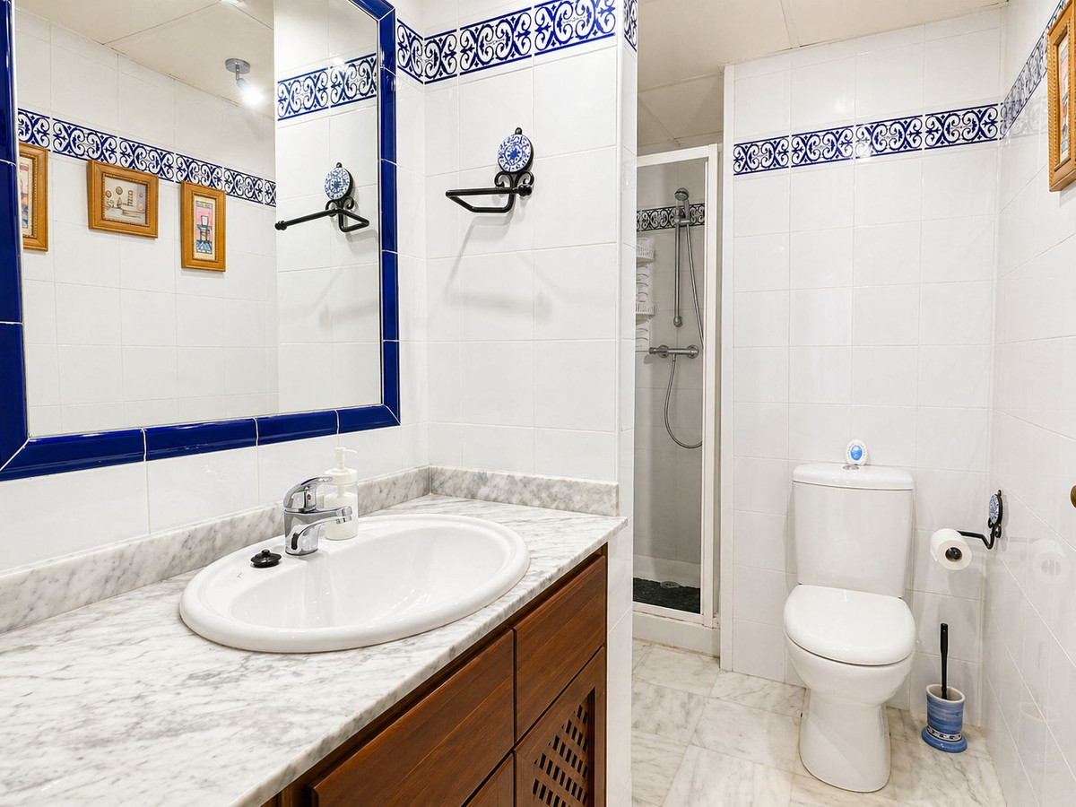 Se vende Apartamento Planta Media de 3 dormitorios en Costa Blanca, Alicante, España