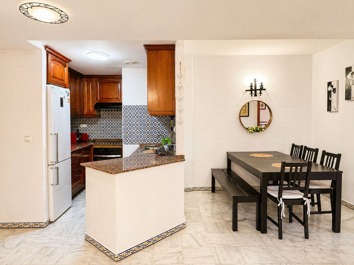 Se vende Apartamento Planta Media de 3 dormitorios en Costa Blanca, Alicante, España