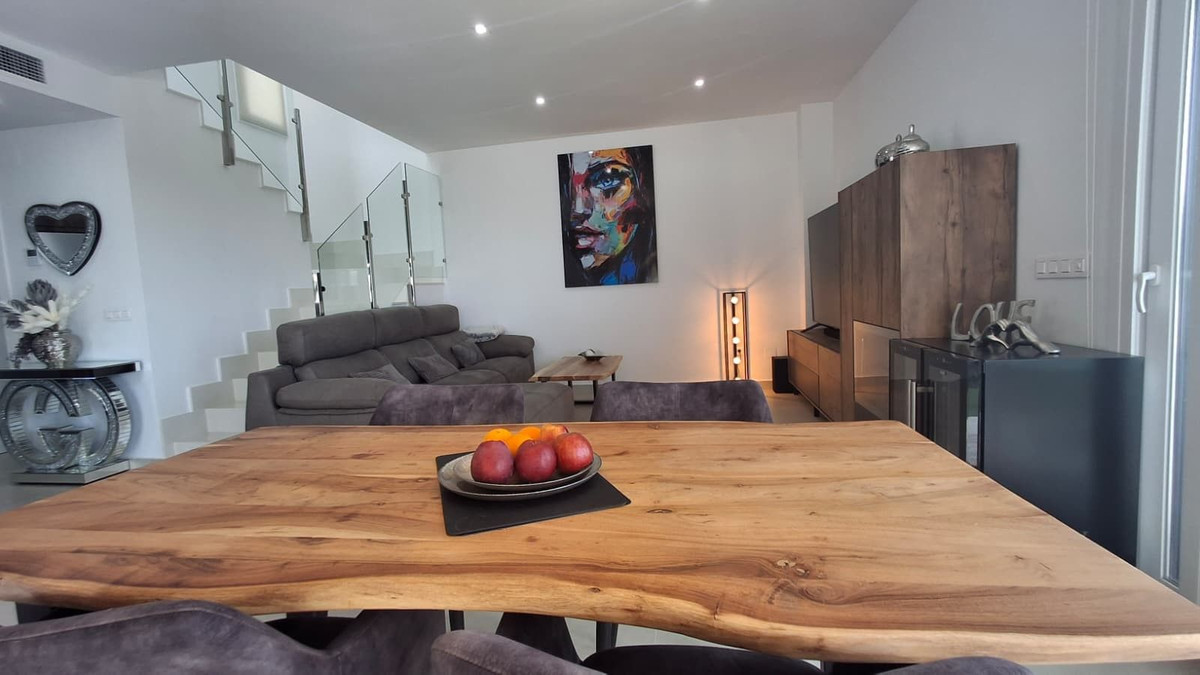 Se vende Villa - Chalet de 3 dormitorios en Costa Blanca, Alicante, España