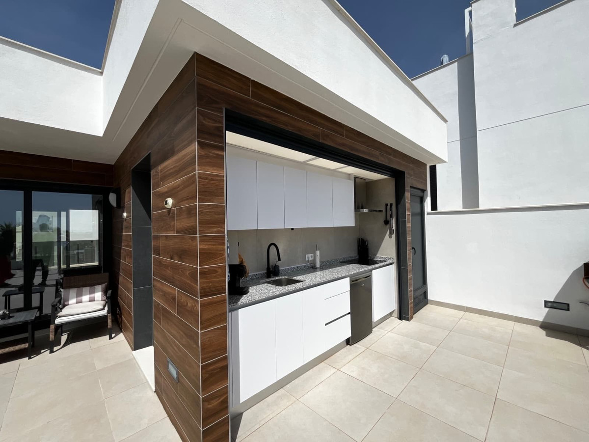 Se vende Villa - Chalet de 3 dormitorios en Costa Blanca, Alicante, España