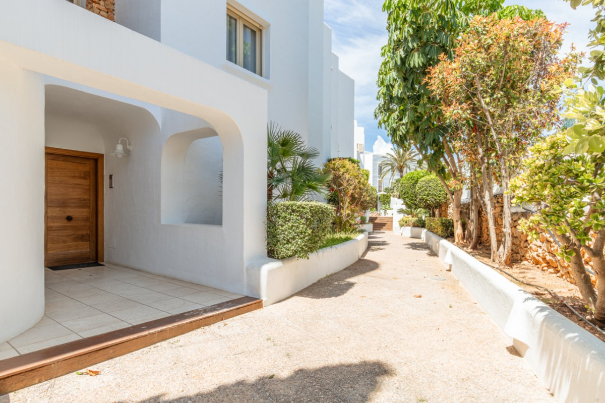 Se vende Apartamento Planta Baja de 3 dormitorios en Costa Blanca, Alicante, España