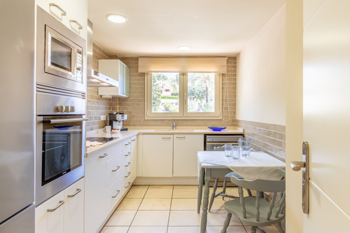 Se vende Apartamento Planta Baja de 3 dormitorios en Costa Blanca, Alicante, España