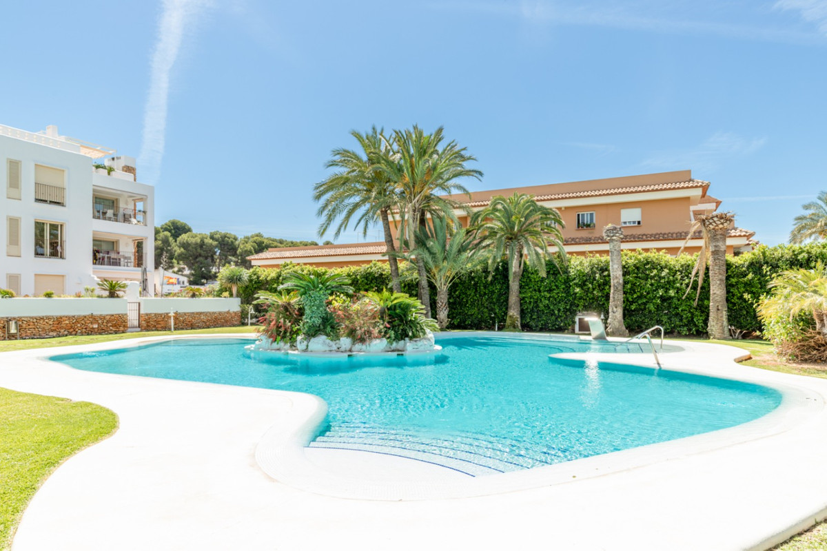 Se vende Apartamento Planta Baja de 3 dormitorios en Costa Blanca, Alicante, España