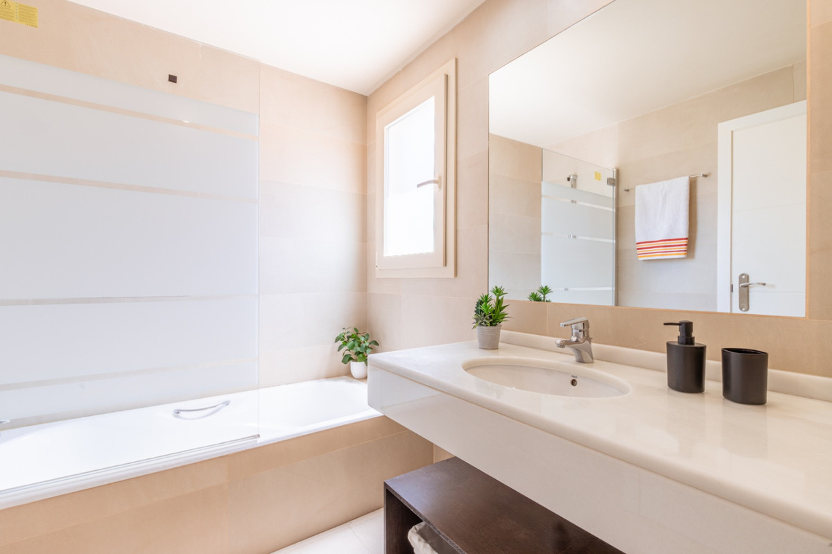Se vende Apartamento Planta Baja de 3 dormitorios en Costa Blanca, Alicante, España