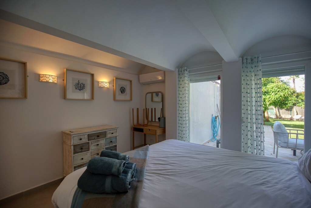 2 Bed Townhouse for sale in Estepona Costa Del Sol, Málaga, Spain