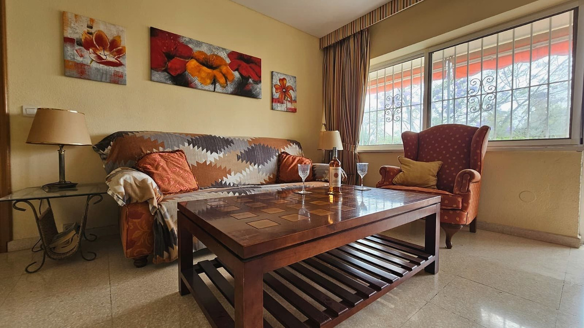 3 Bed Apartment for sale in La Carihuela Costa Del Sol, Málaga, Spain