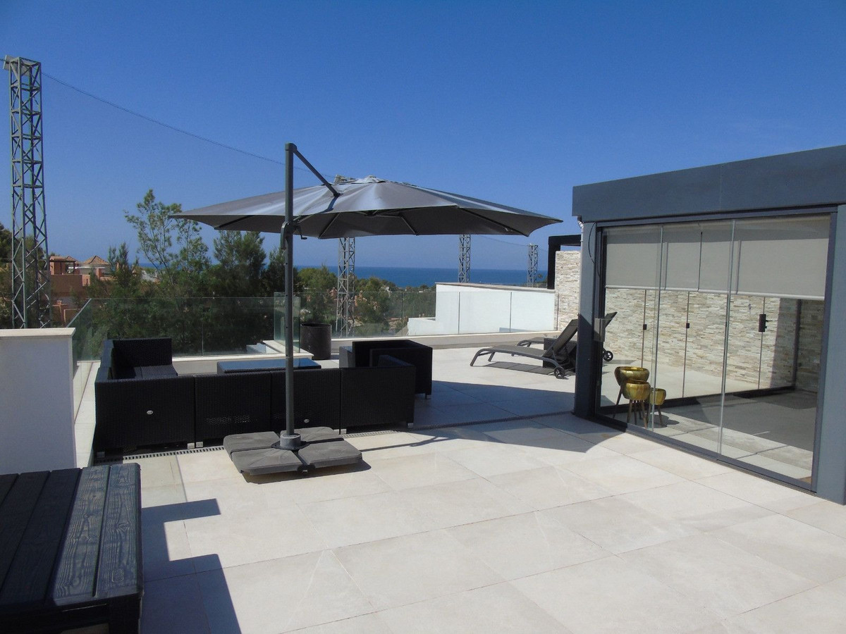 3 Bed Apartment for sale in Marbella Costa Del Sol, Málaga, Spain