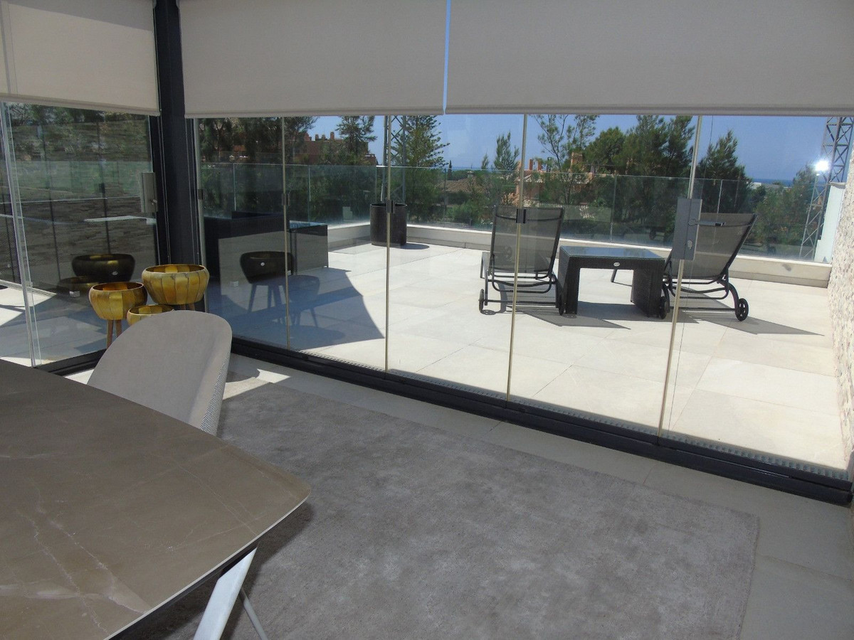 3 Bed Apartment for sale in Marbella Costa Del Sol, Málaga, Spain