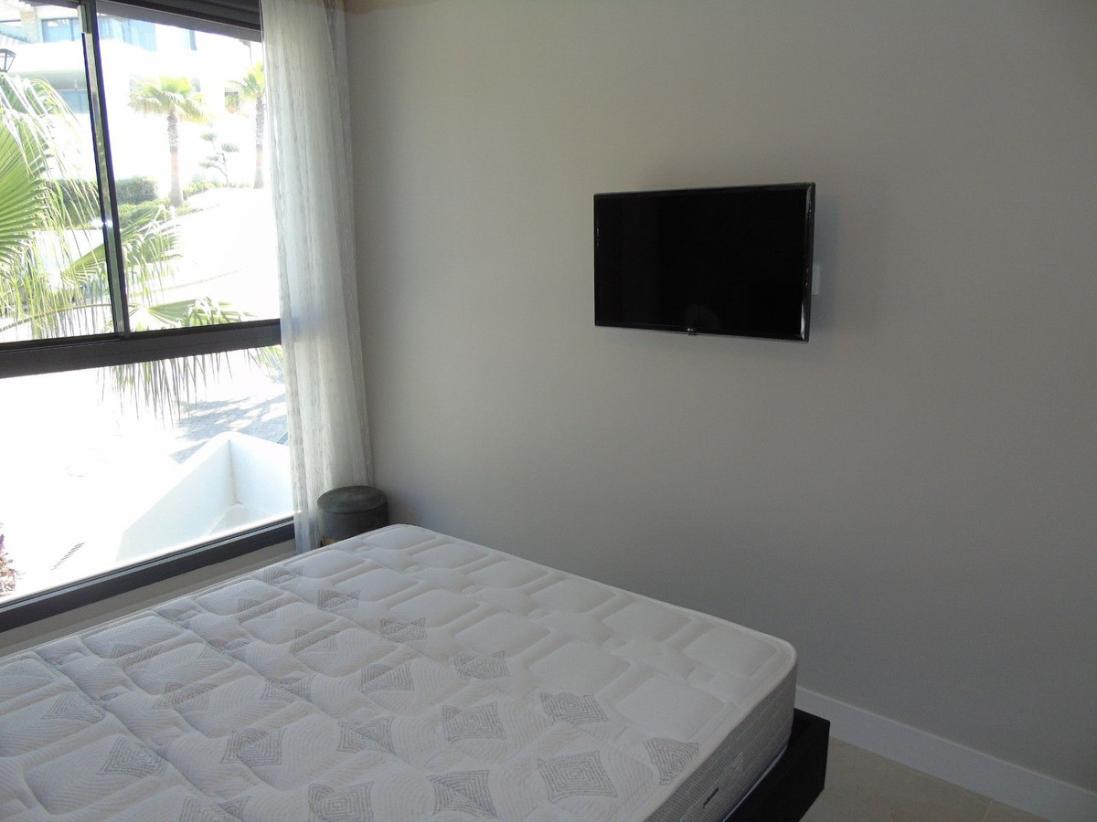 3 Bed Apartment for sale in Marbella Costa Del Sol, Málaga, Spain