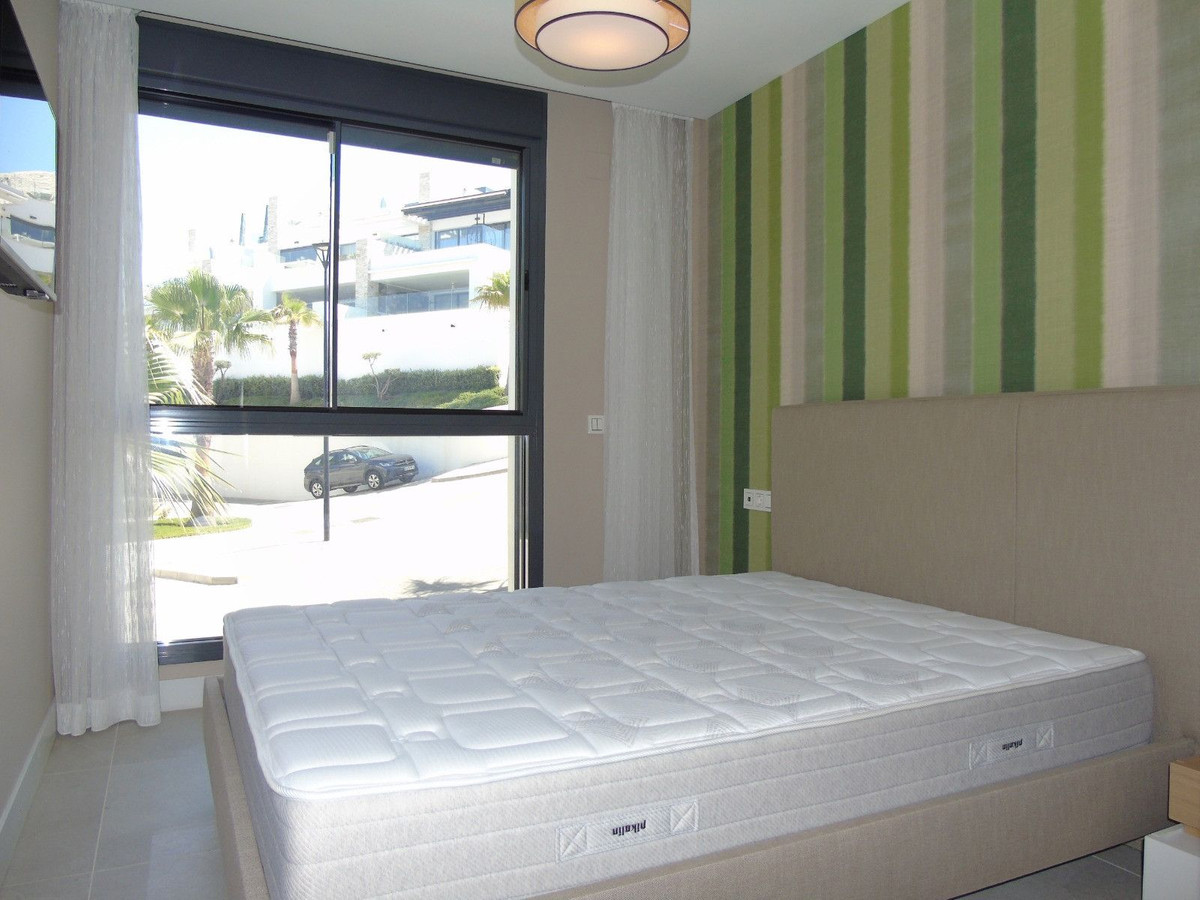 3 Bed Apartment for sale in Marbella Costa Del Sol, Málaga, Spain