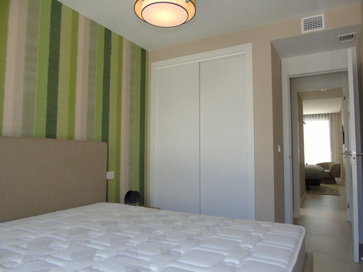 3 Bed Apartment for sale in Marbella Costa Del Sol, Málaga, Spain