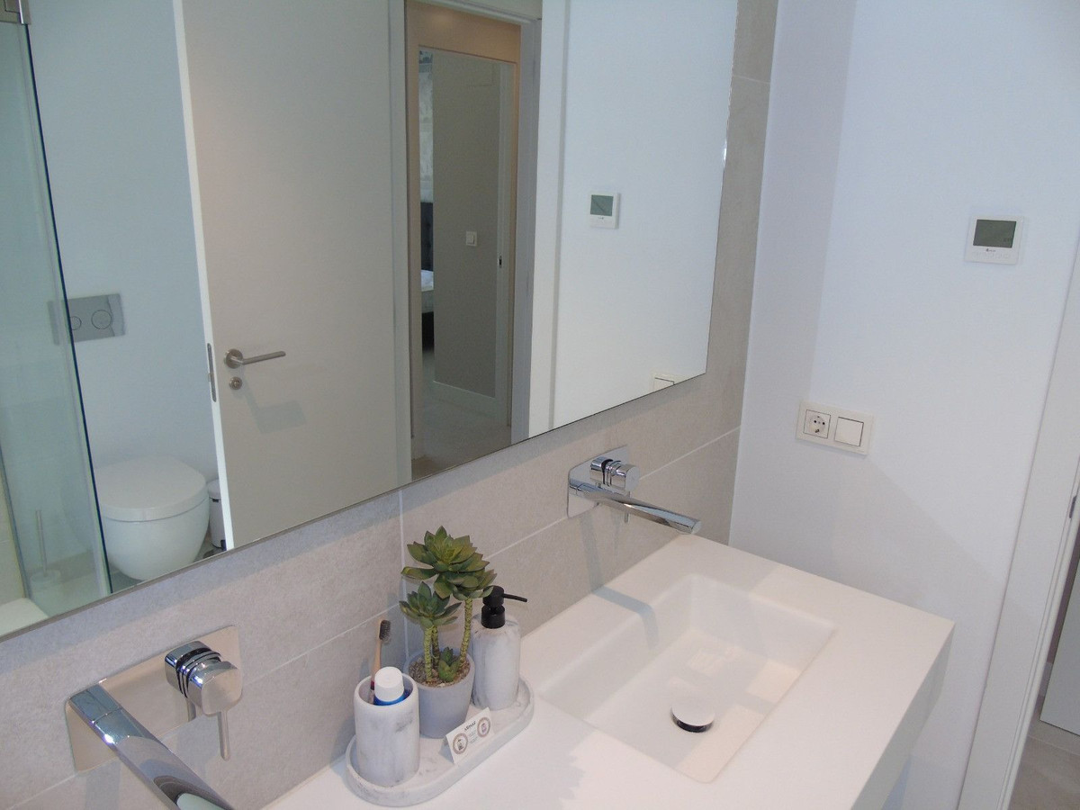 3 Bed Apartment for sale in Marbella Costa Del Sol, Málaga, Spain