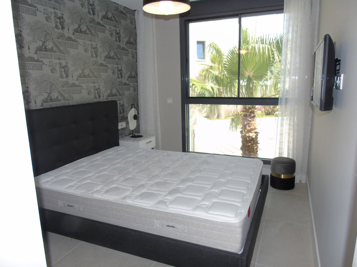 3 Bed Apartment for sale in Marbella Costa Del Sol, Málaga, Spain