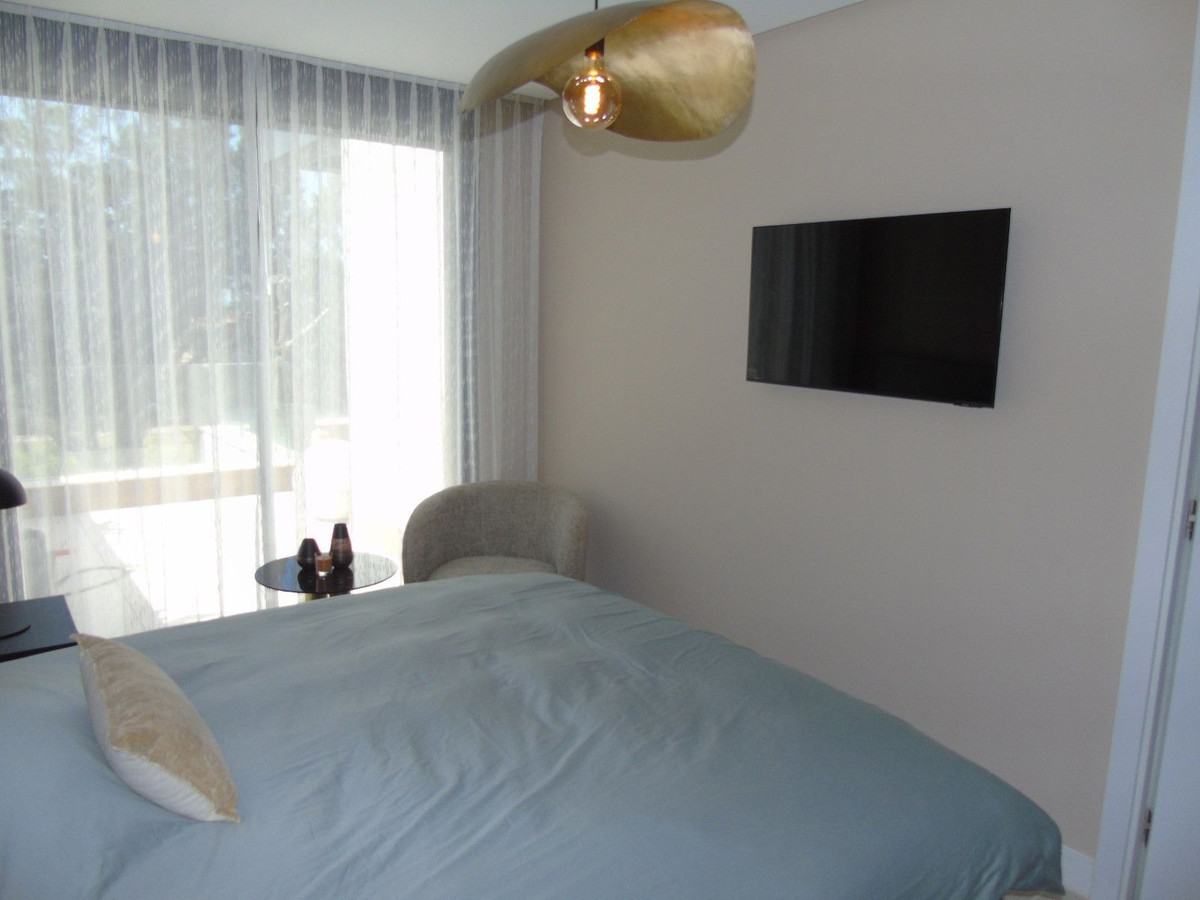 3 Bed Apartment for sale in Marbella Costa Del Sol, Málaga, Spain