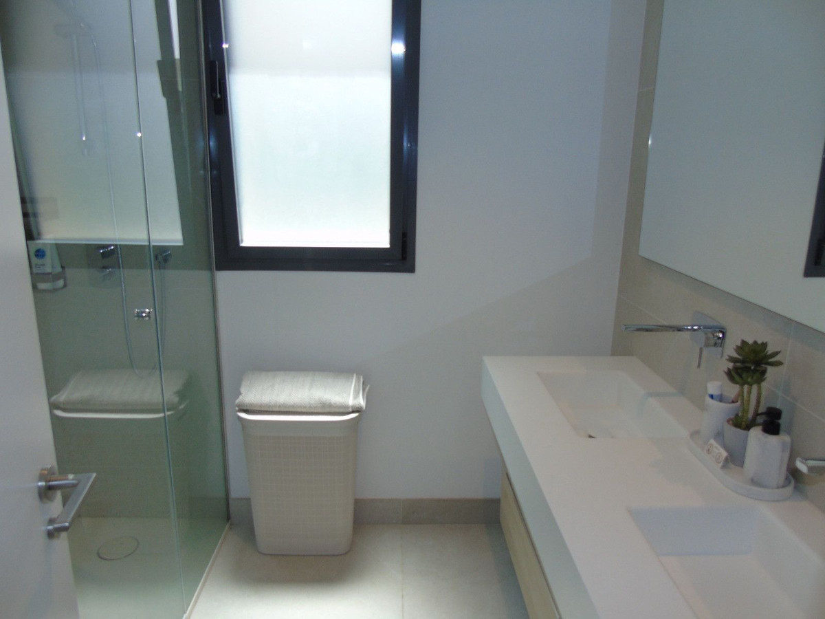 3 Bed Apartment for sale in Marbella Costa Del Sol, Málaga, Spain