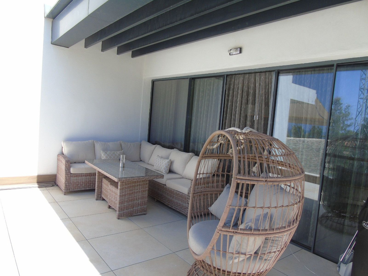 3 Bed Apartment for sale in Marbella Costa Del Sol, Málaga, Spain