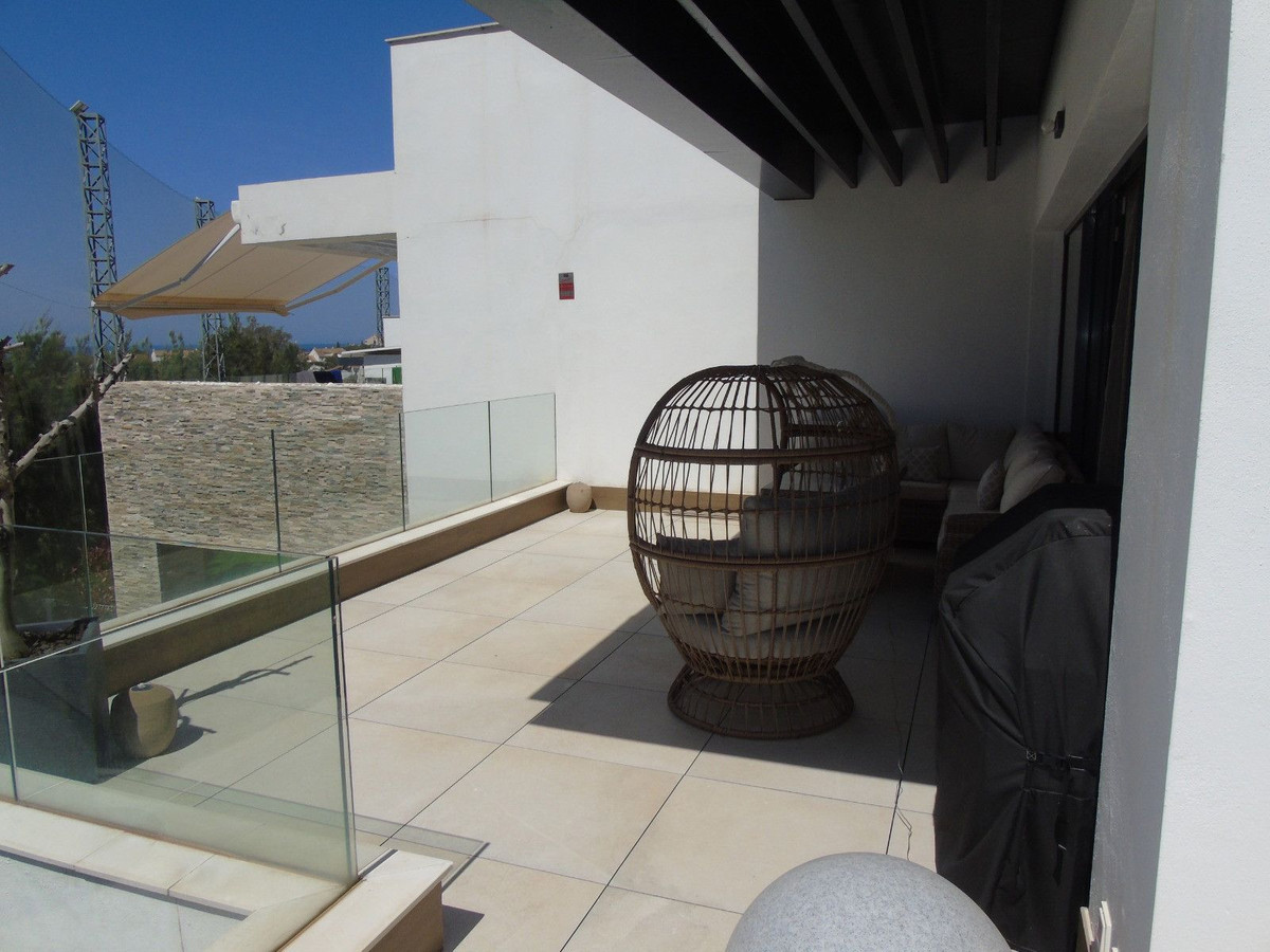 3 Bed Apartment for sale in Marbella Costa Del Sol, Málaga, Spain