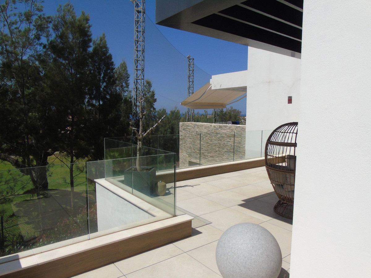 3 Bed Apartment for sale in Marbella Costa Del Sol, Málaga, Spain