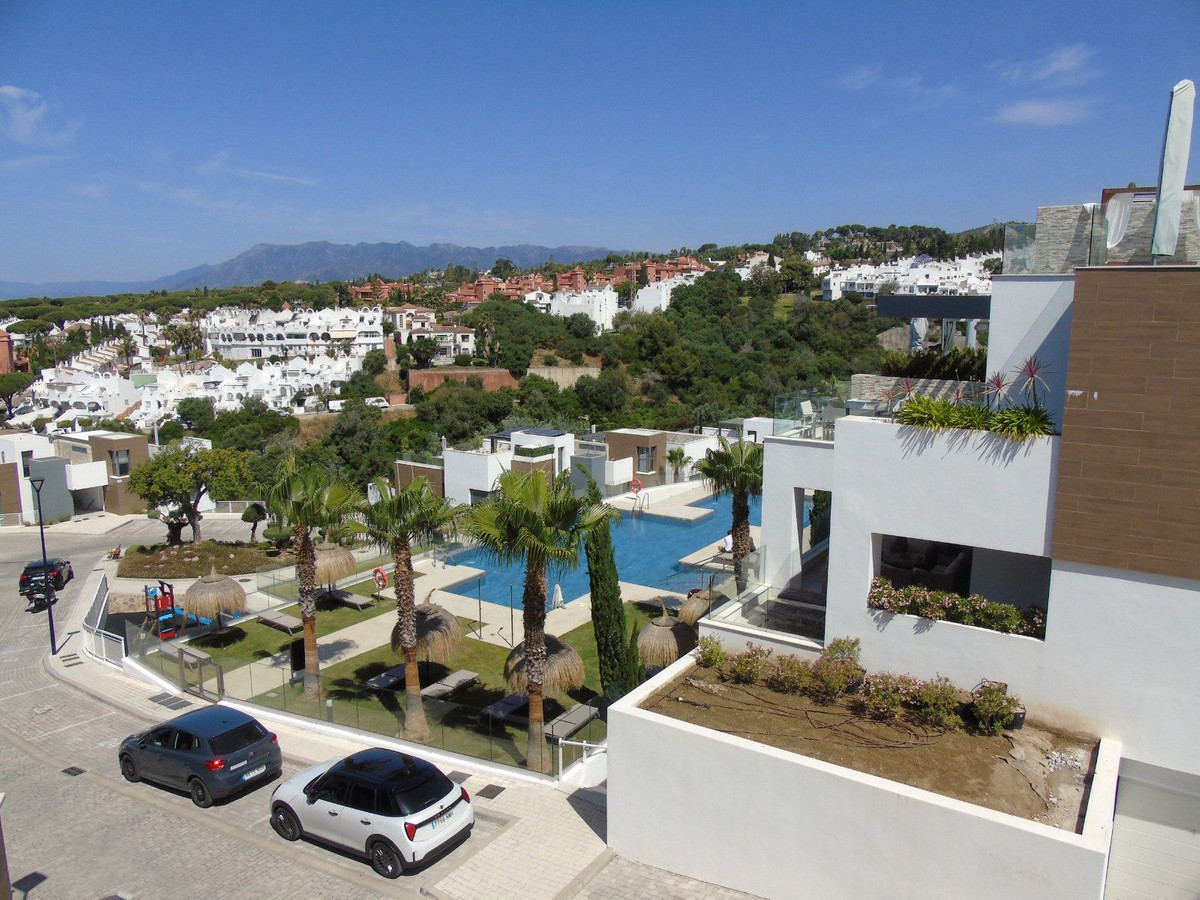 3 Bed Apartment for sale in Marbella Costa Del Sol, Málaga, Spain