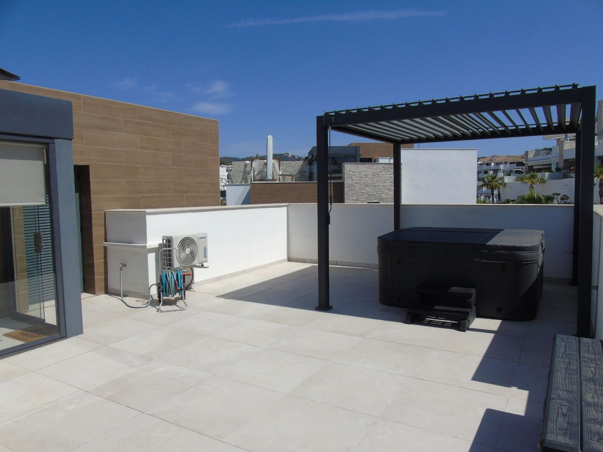3 Bed Apartment for sale in Marbella Costa Del Sol, Málaga, Spain