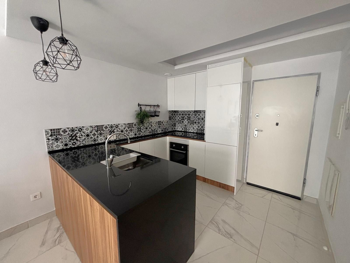 Se vende Apartamento en Planta Última de 2 dormitorios en Costa Blanca, Alicante, España