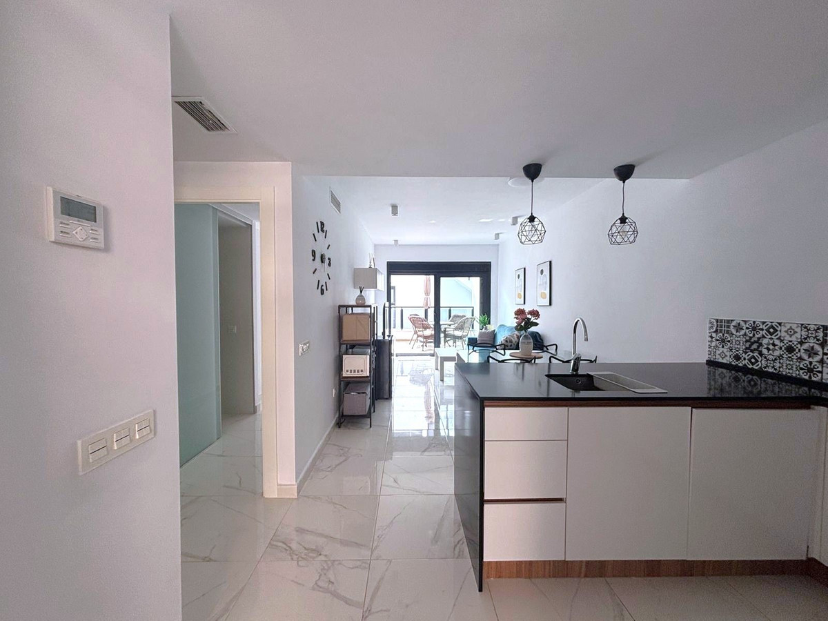 Se vende Apartamento en Planta Última de 2 dormitorios en Costa Blanca, Alicante, España