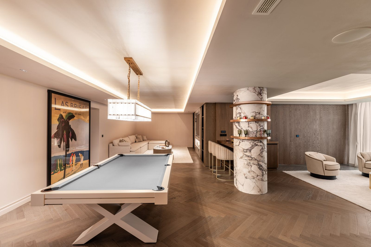 Se vende Villa - Chalet de 5 dormitorios en Costa Del Sol, Málaga, España