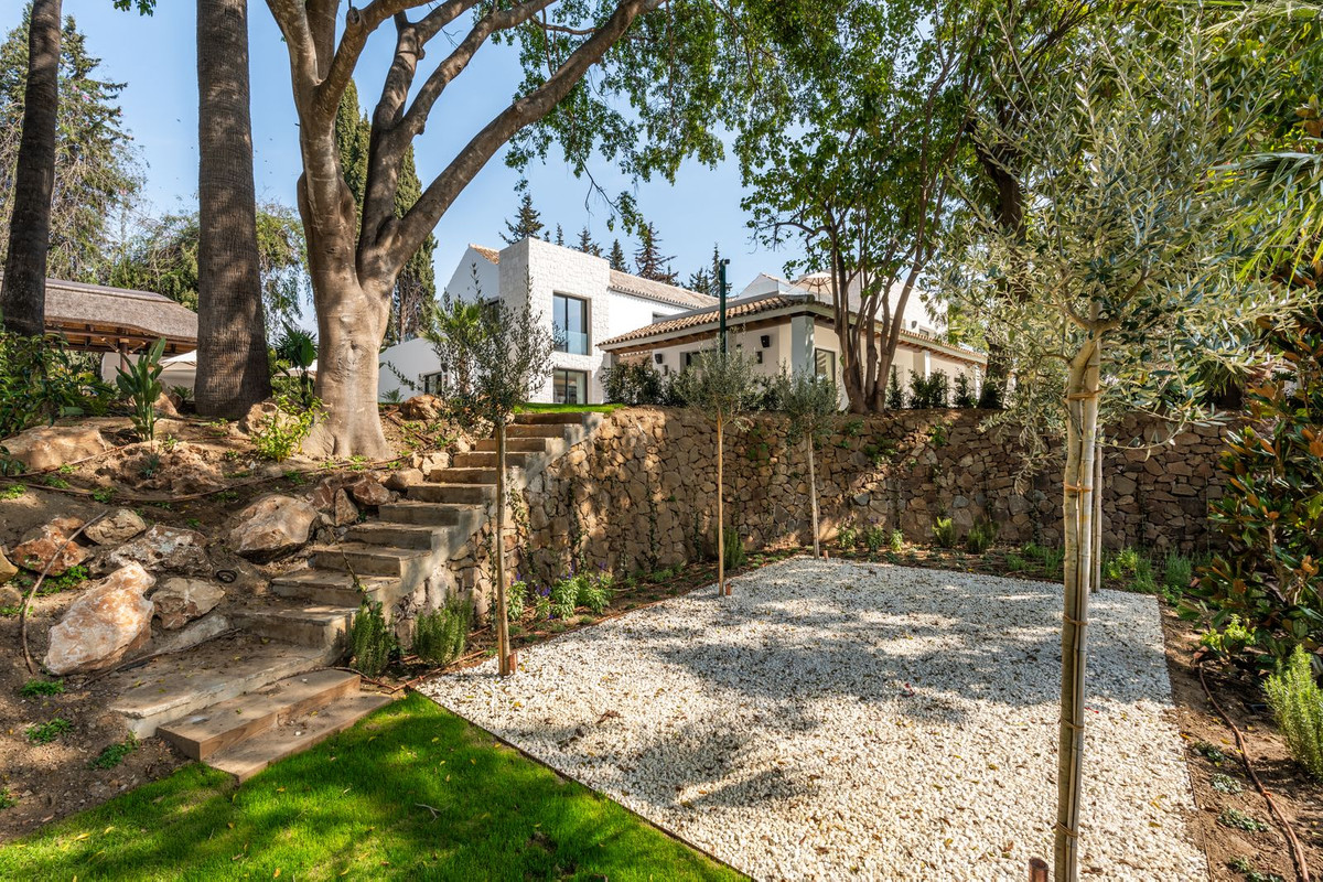 Se vende Villa - Chalet de 5 dormitorios en Costa Del Sol, Málaga, España