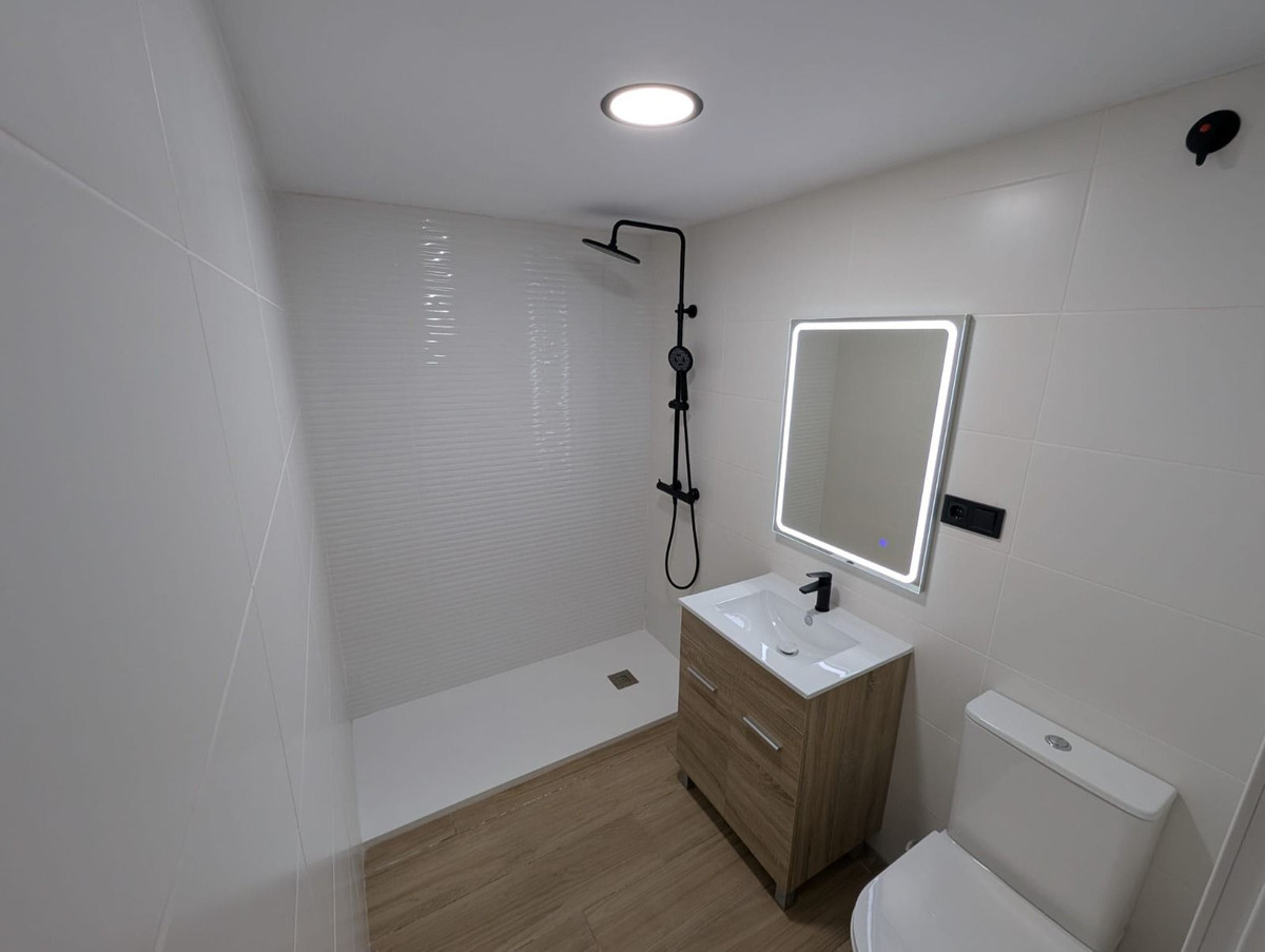 Se vende Estudio en Planta Baja  en Costa Del Sol, Málaga, España