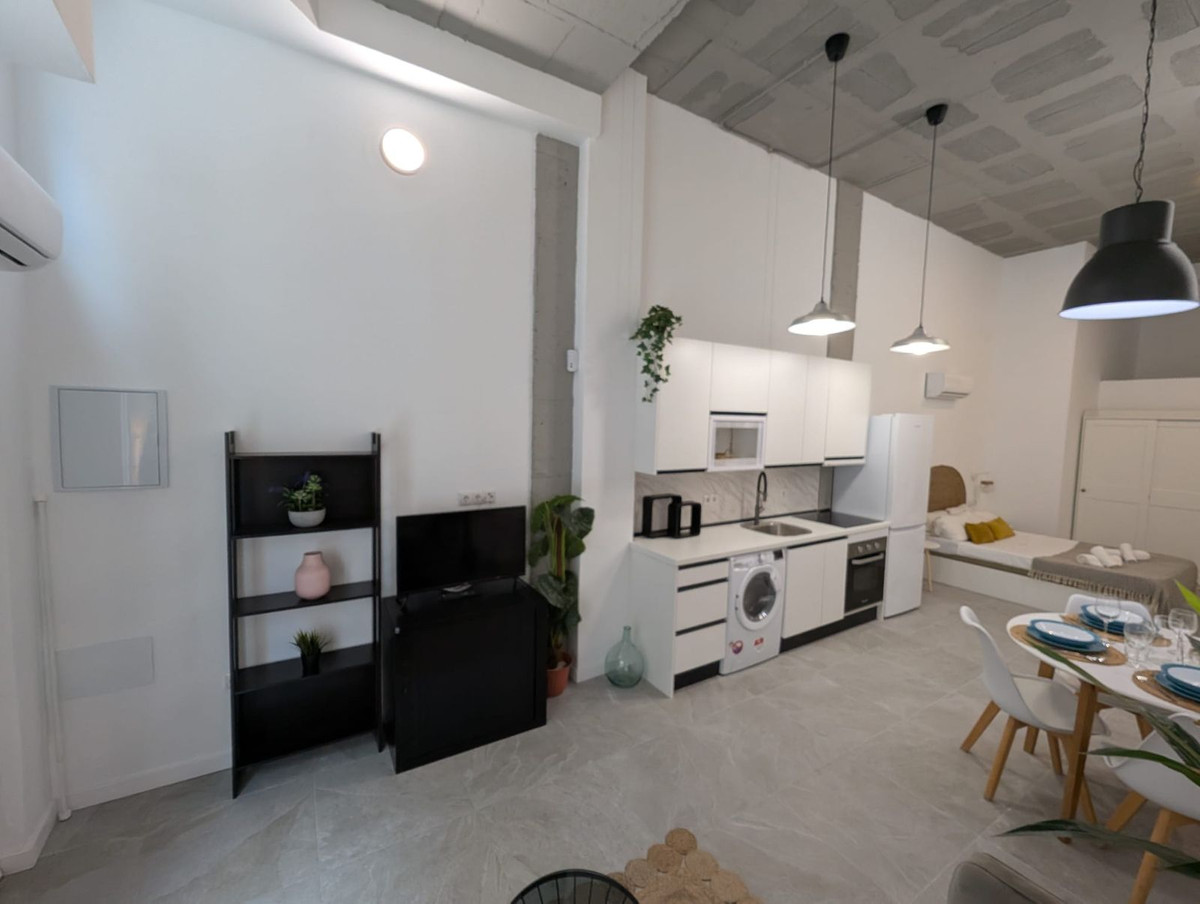 Se vende Estudio en Planta Baja  en Costa Del Sol, Málaga, España