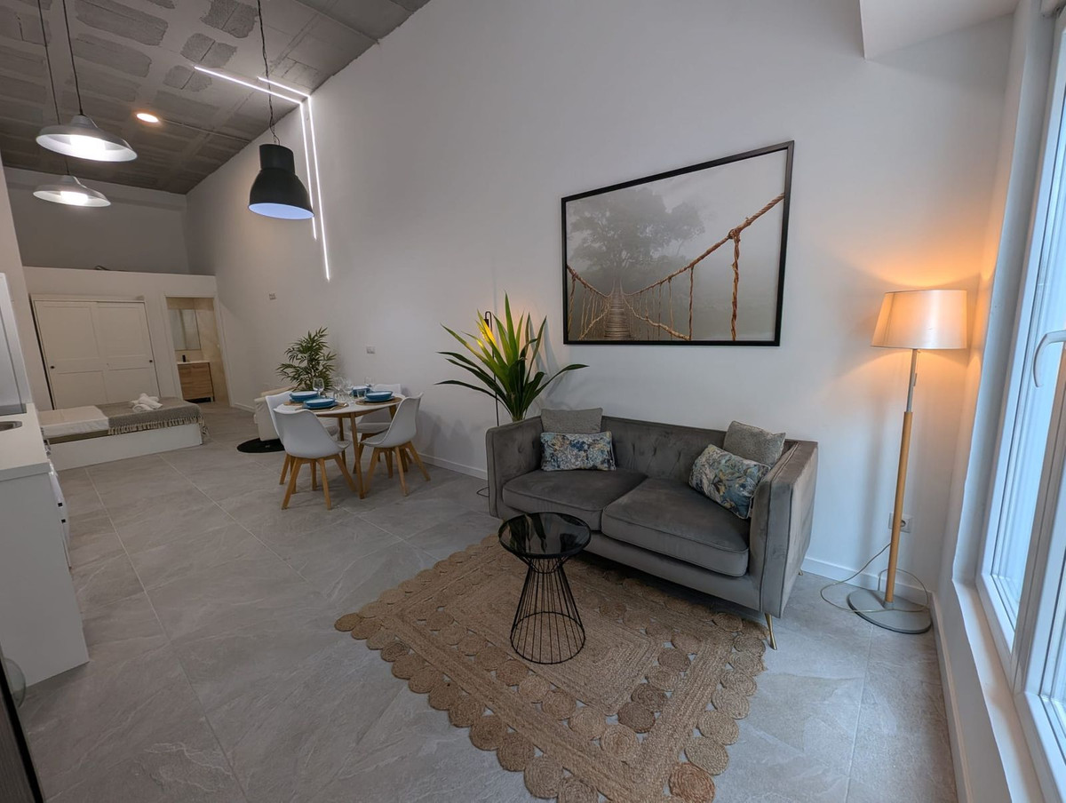 Se vende Estudio en Planta Baja  en Costa Del Sol, Málaga, España