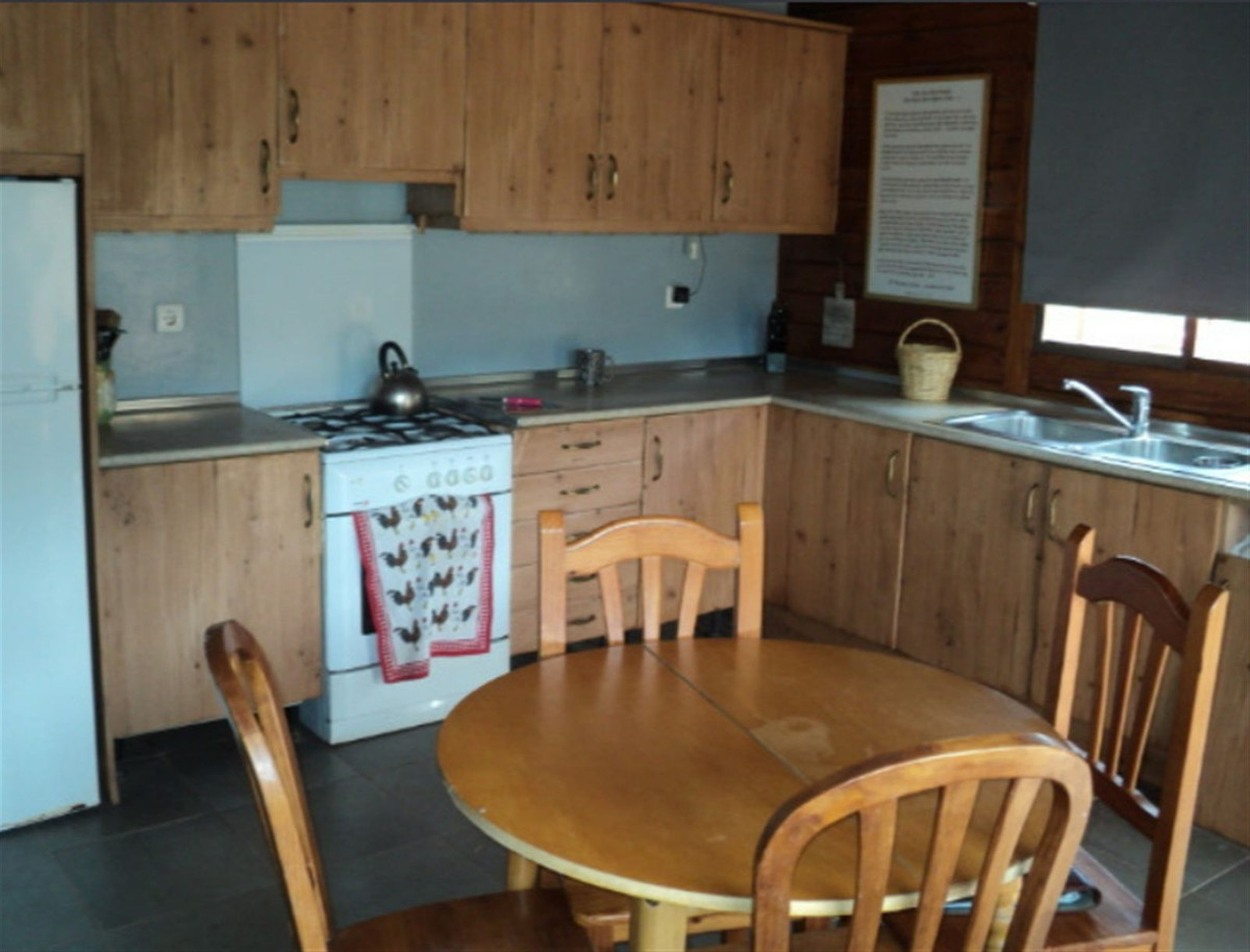 3 Bed Townhouse for sale in Ardales Costa Del Sol, Málaga, Spain