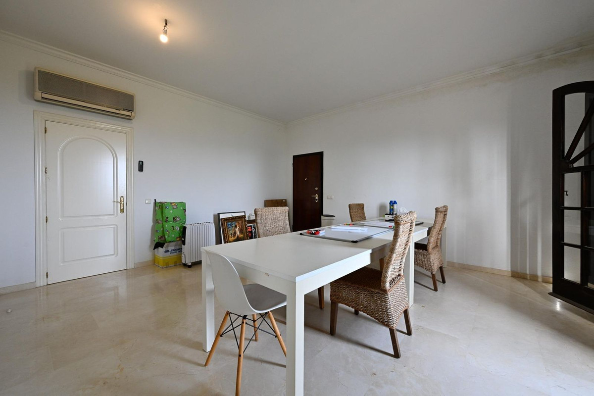 Se vende Villa - Chalet de 13 dormitorios en Costa Del Sol, Málaga, España