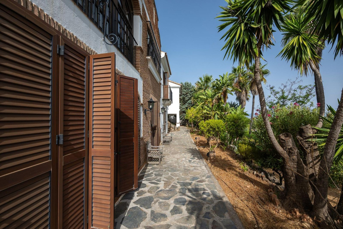 Se vende Villa - Chalet de 13 dormitorios en Costa Del Sol, Málaga, España