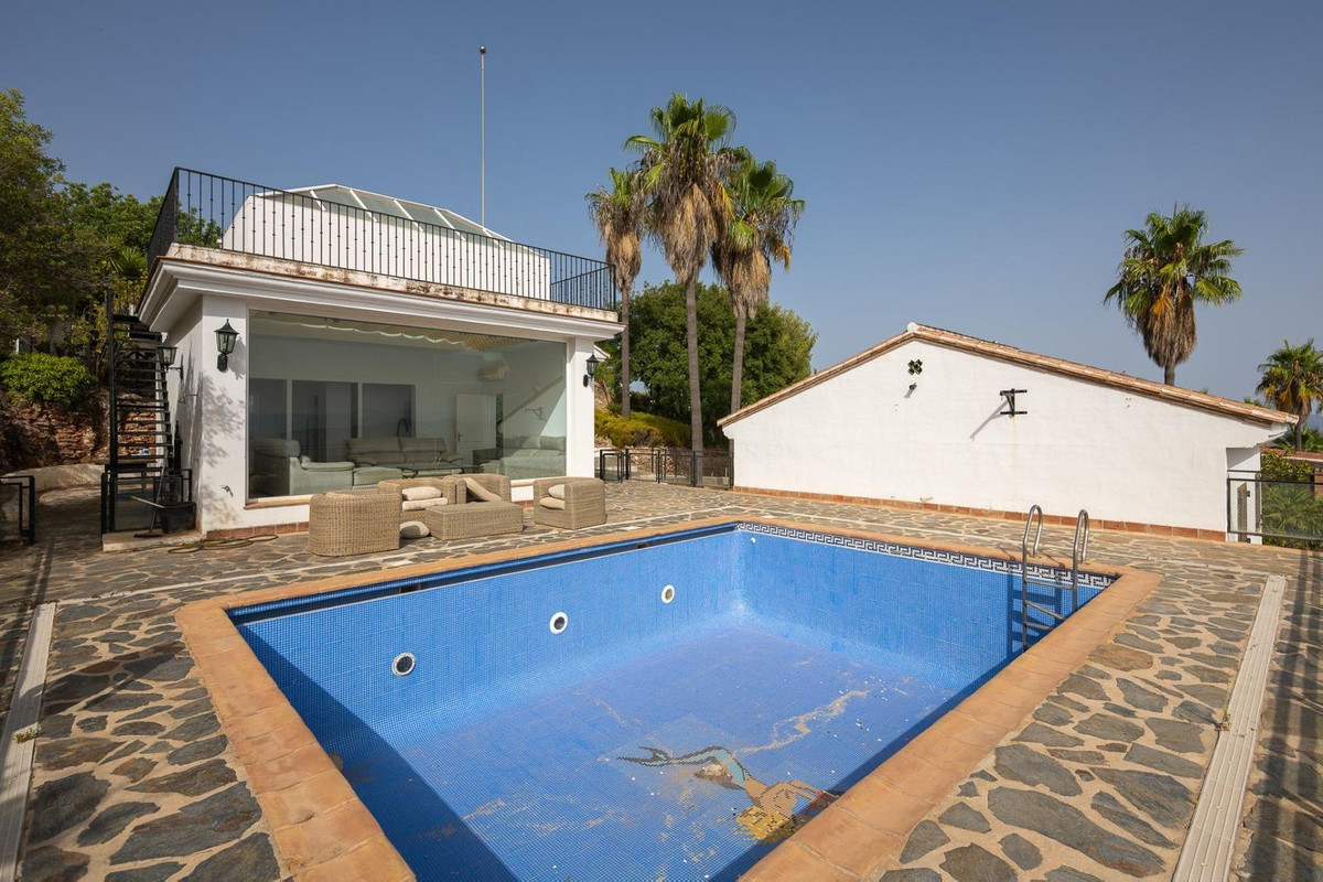 Se vende Villa - Chalet de 13 dormitorios en Costa Del Sol, Málaga, España