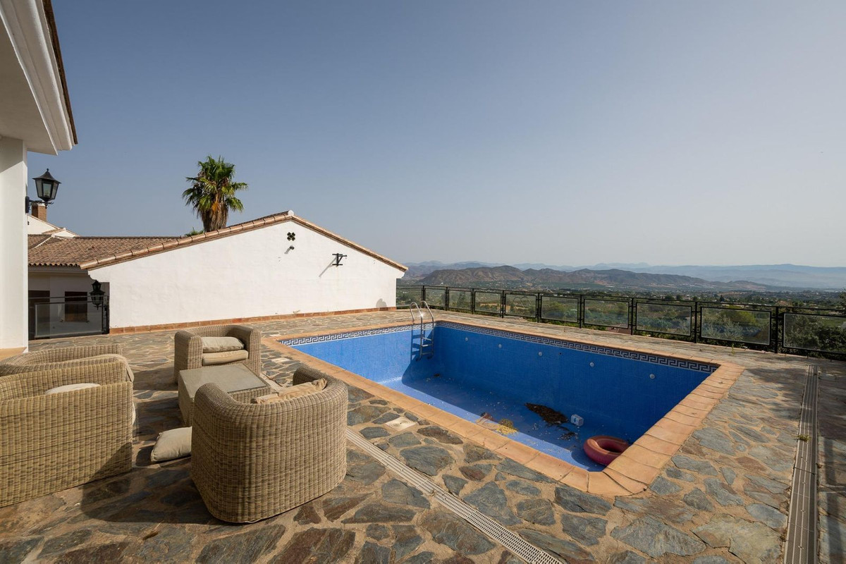Se vende Villa - Chalet de 13 dormitorios en Costa Del Sol, Málaga, España