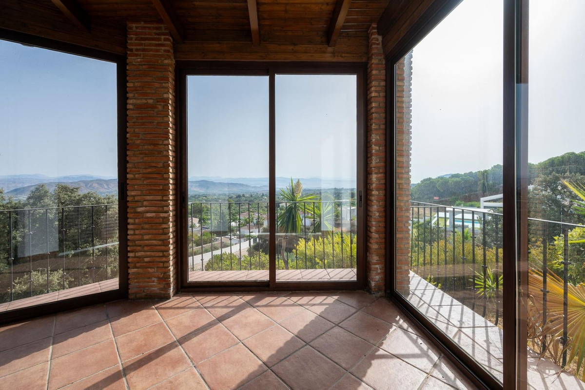 Se vende Villa - Chalet de 13 dormitorios en Costa Del Sol, Málaga, España